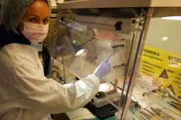 återskapning av filer i en av auroras lab, data recovery experter stockholm